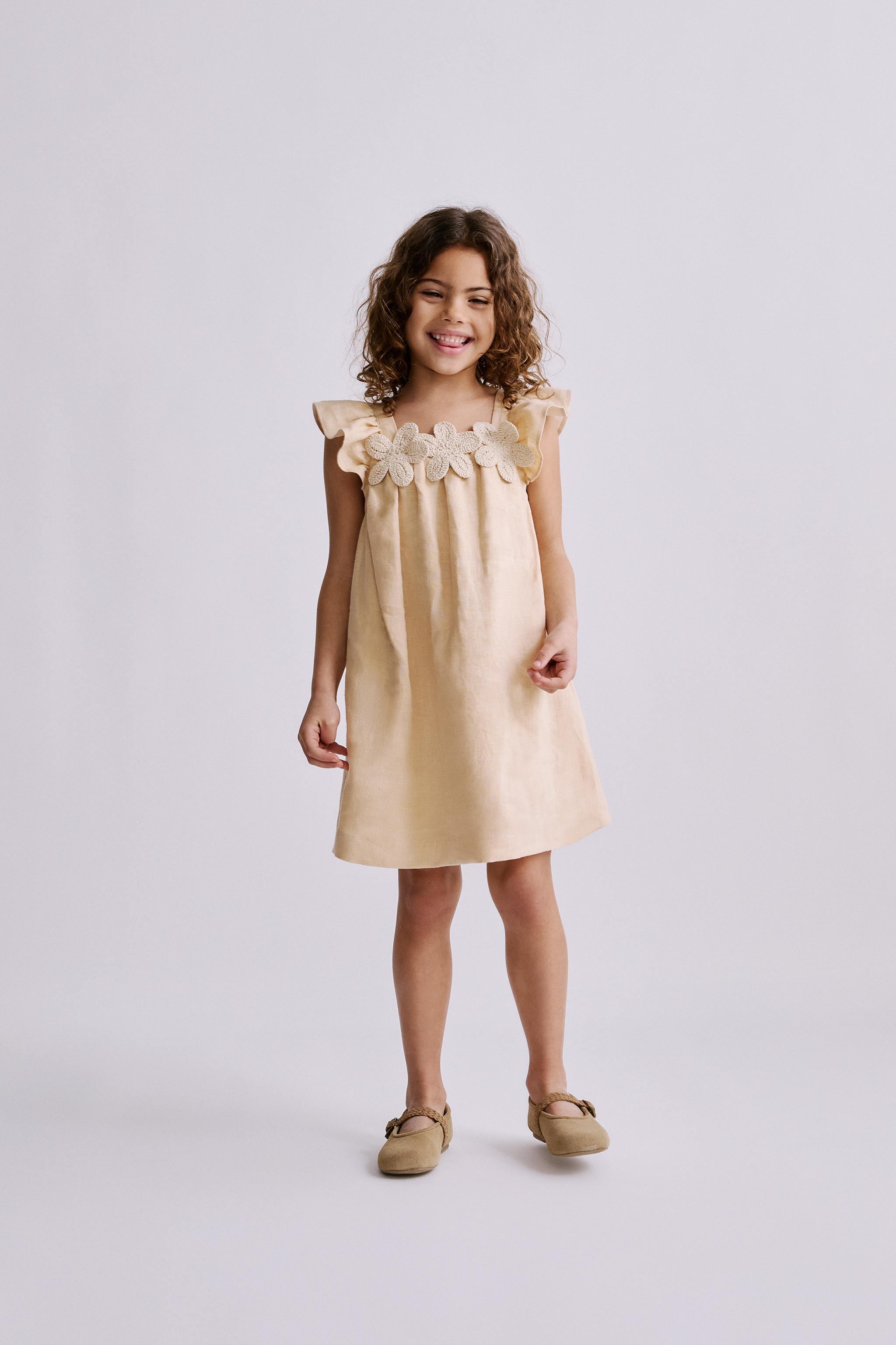 ROBE 100% LIN FLEURS CROCHET